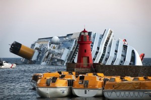 1024px-Collision_of_Costa_Concordia_27 - Kopie