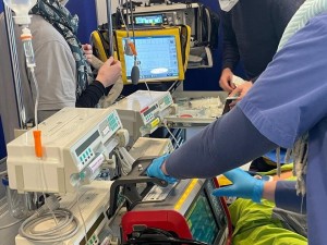 csm_08_DIVI_Kurs_Intensivtransport_Johanniter-Akademie_Mannheim_e1690faf06 csm_08_DIVI_Kurs_Intensivtransport_Johanniter-Akademie_Mannheim_e1690faf06